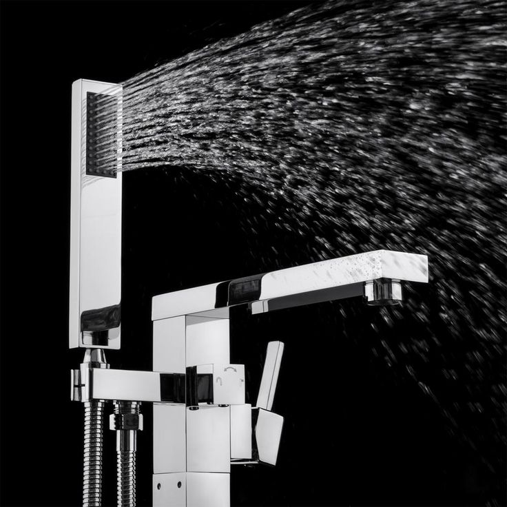 1-Handle Freestanding Floor Mount Roman Tub Faucet Bathtub Filler with Hand Shower in Chrome